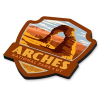 Arches NP Delicate Arch Emblem Wood Magnet